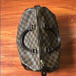 100% Authentic Louis Vuitton Vintage bag